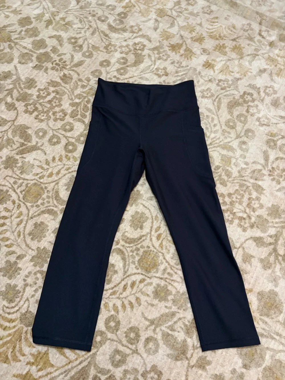 Old Navy High-Waist Leggings in Forest Green, Dusty Blue, Navy & Black 7/8 crop - Picture 2 of 5